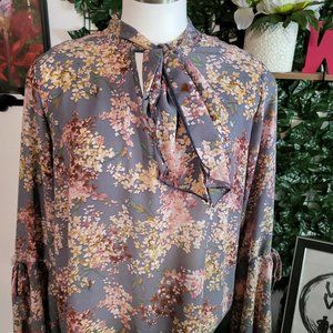 FULL CIRCLE TRENDS 2X PLUS BLOUSE